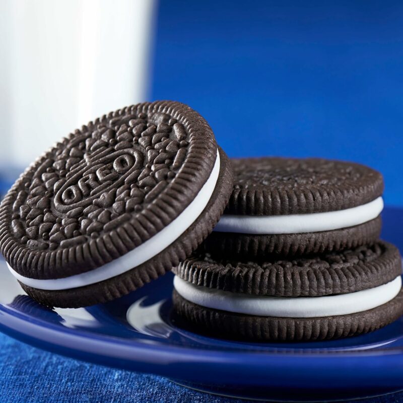 OREO Chocolate Sandwich Cookies, Party Size, 24.16 oz - Image 6